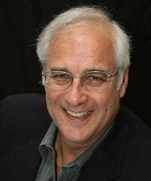 Dr. Howard S Glazer